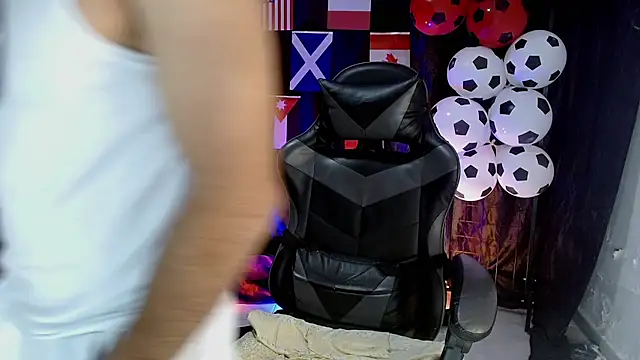 caius_bigcock1 live