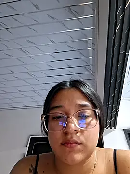 -VICKKY live