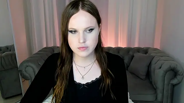 EffieMinki live