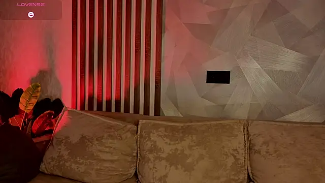 IamMikaella live