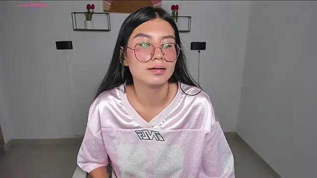 emily_villamil live