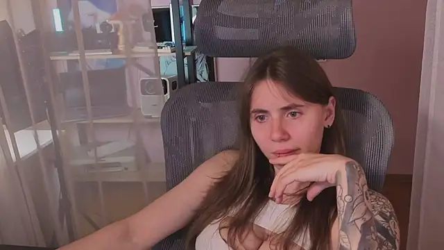 _AnnaStark_ live