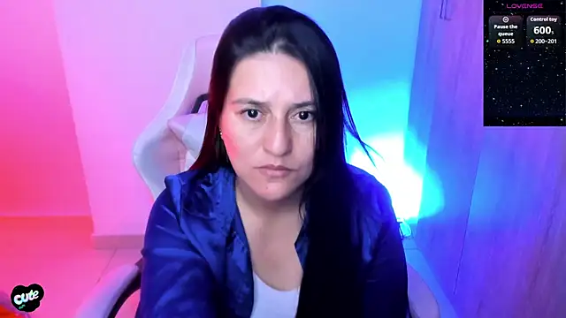 Saskyaa live