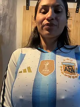 Micalovers live