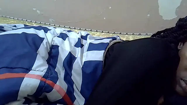 Just_Karu live