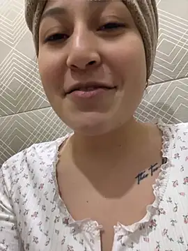 Ann_Lovee live