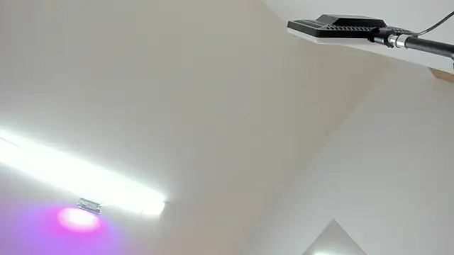 Aly_Rivas live