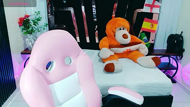 Megan_Rai live