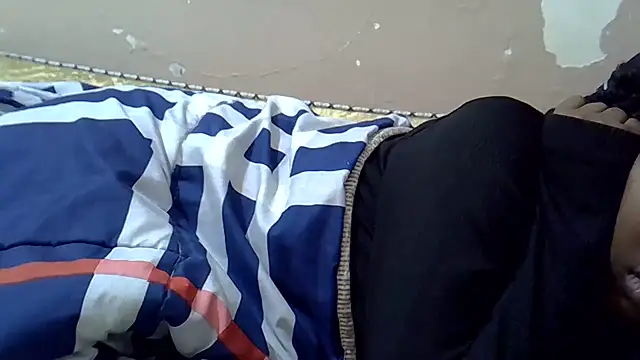 Just_Karu live