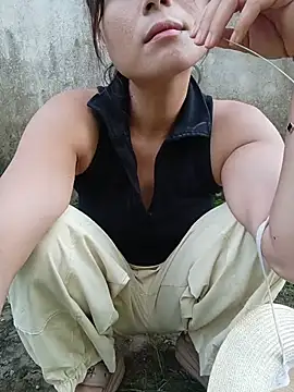 Linda-yiyi live