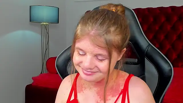 ChloeHalses live