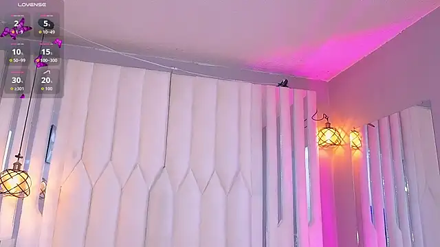 Megan_Do_Santos live