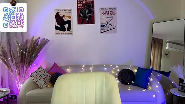 LinaMour live