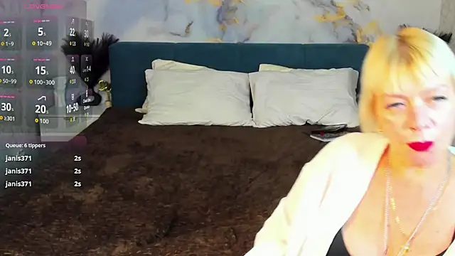 Ann_Annise live