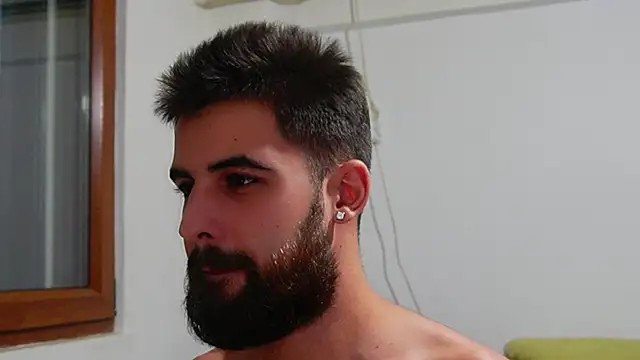 HairyRobxxx live