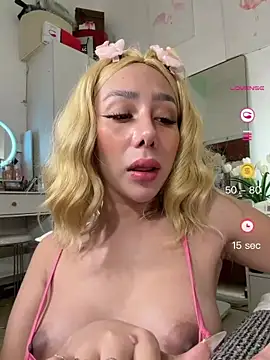 Kneel_to_Cassiopea live