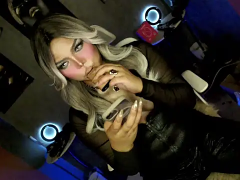 Queen_athenax live