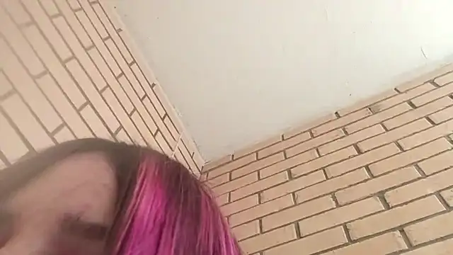 IronicBuckle live