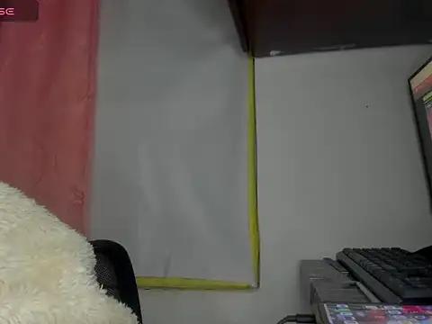NENITA_HOTT live