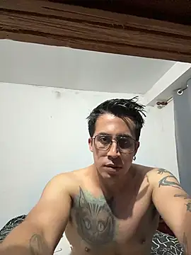 Andy_n_cat live
