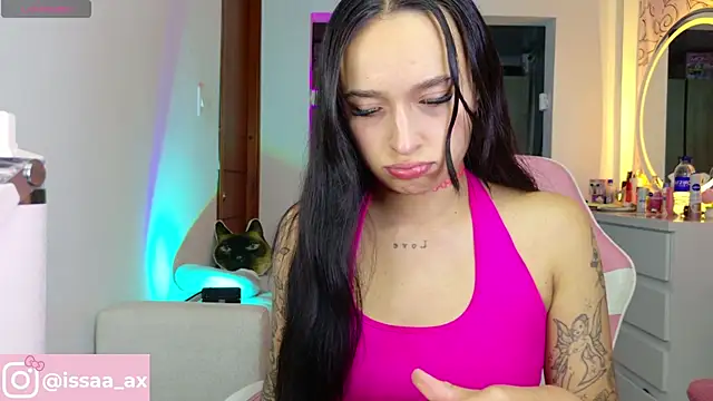issa_dolly live