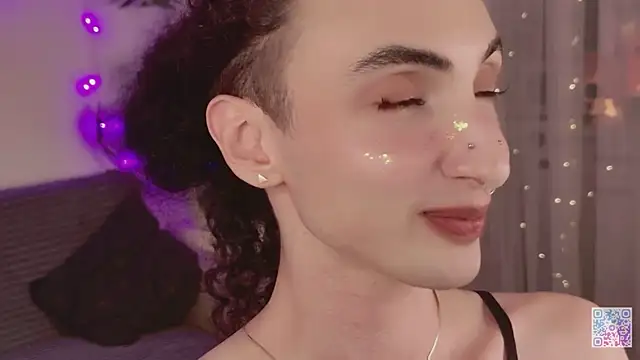 Queen_of_tease live