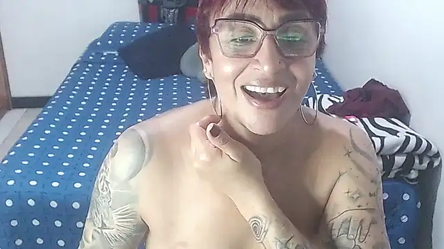 Charlotte_gray_ live