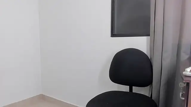 Emma_lean live