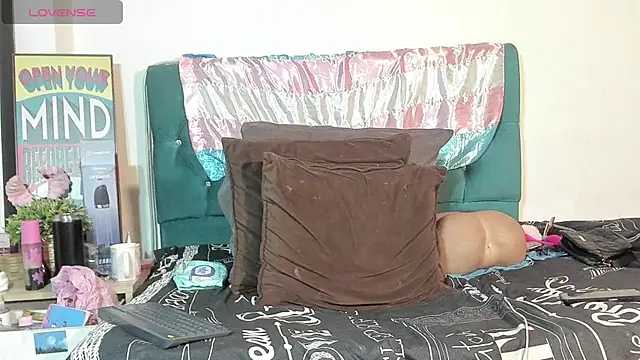 StefanyMiler live
