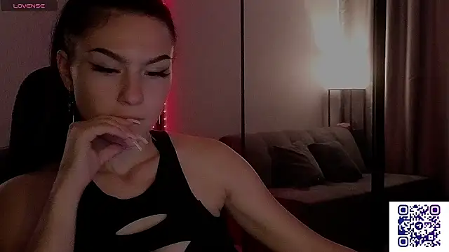 kara_liffe live