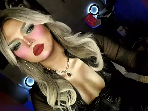 Queen_athenax live