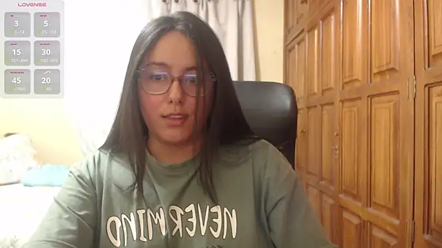 Venus_cat_ live