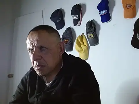AlekNoir live