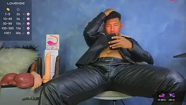 TomLover_12 live