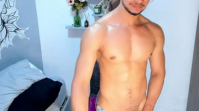 Nolan_joness live