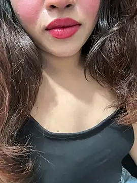 Yours_riya11 live