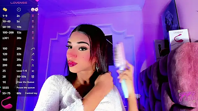 Mia_Castro_xx live