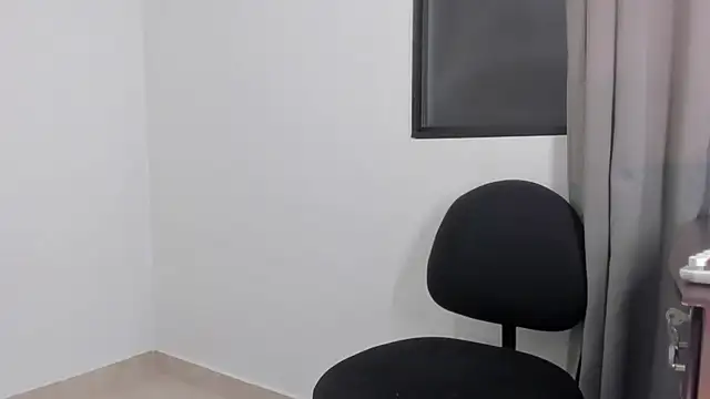 Emma_lean live