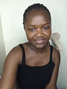 little_creamy live