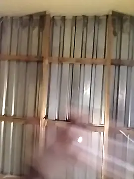 Breezyvikky live