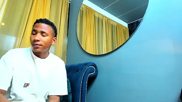 Ethan_Fox11 live