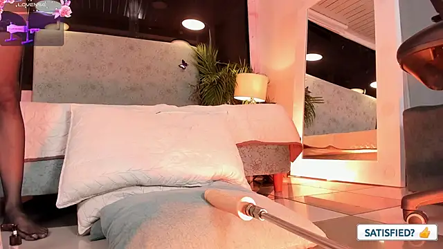 JESSI_NAOMI live