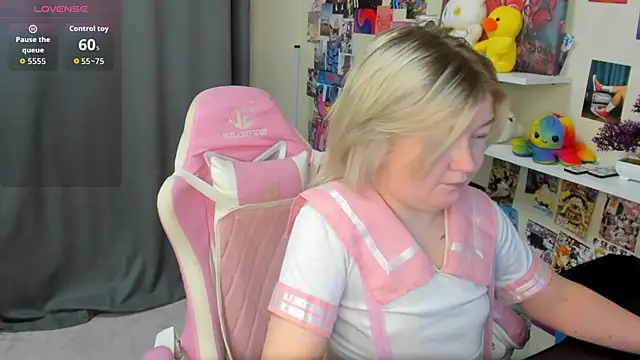 Sara_Robinson live
