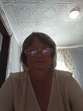 MilashkaCutie50 live