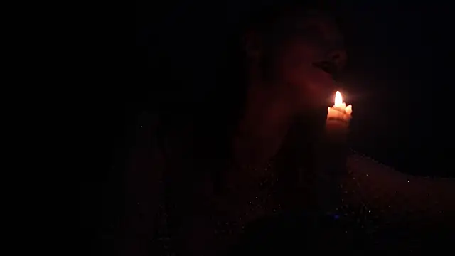 ginger_hugs live