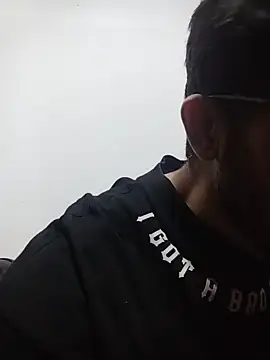 Loggan_donnelly live