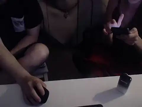 BraveCouple live