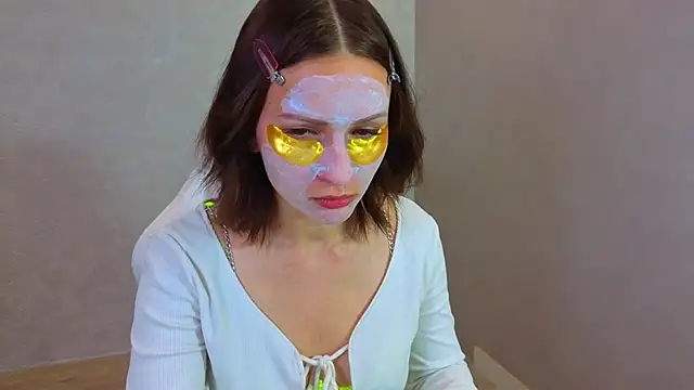 Emmiennova live