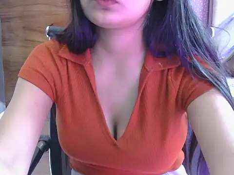 miss-riyaa live