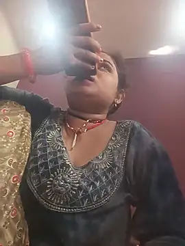Riya_lovely0143 live